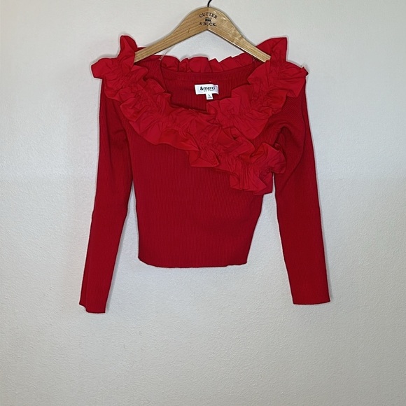 &Merci Ruffled Shoulder Top Size Large Red Off Shoulder Design Wide Neckline - Picture 3 of 7